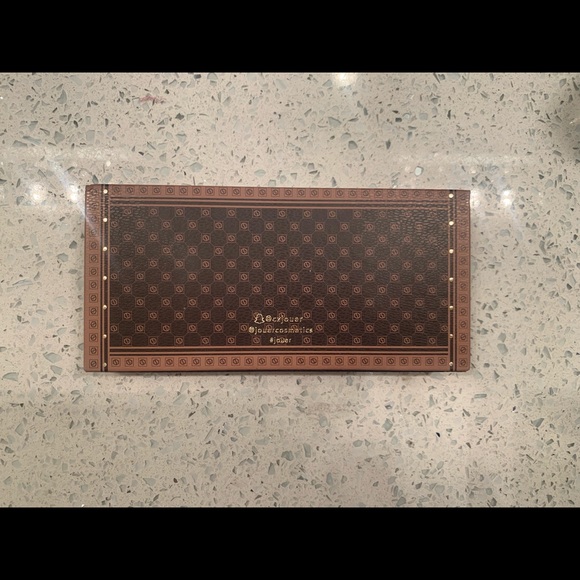 Jouer le nude - Picture 3 of 7